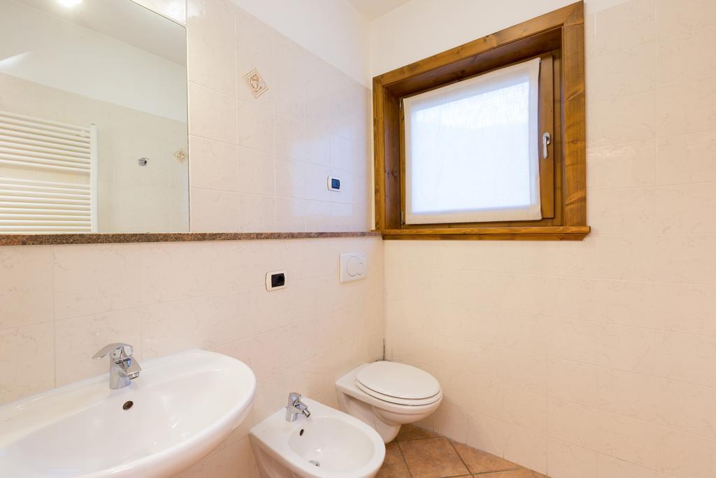 Bait Del Pont Aparthotel Livigno Exterior photo