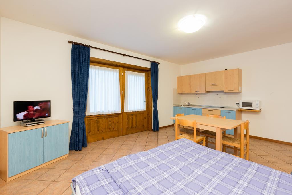 Bait Del Pont Aparthotel Livigno Exterior photo